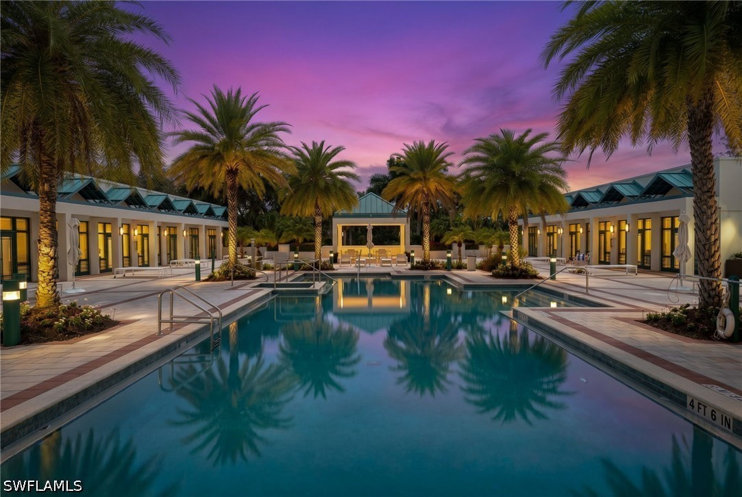 7515 Pelican Bay Unit 10d, Naples, FL 34108