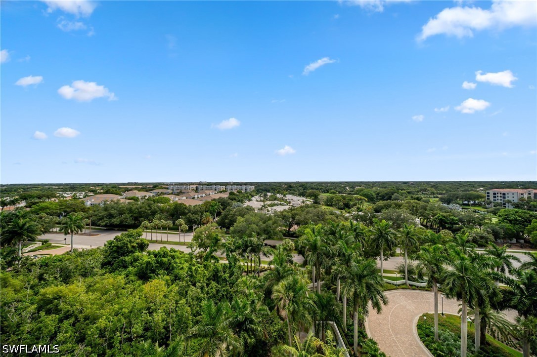7515 Pelican Bay Unit 10d, Naples, FL 34108