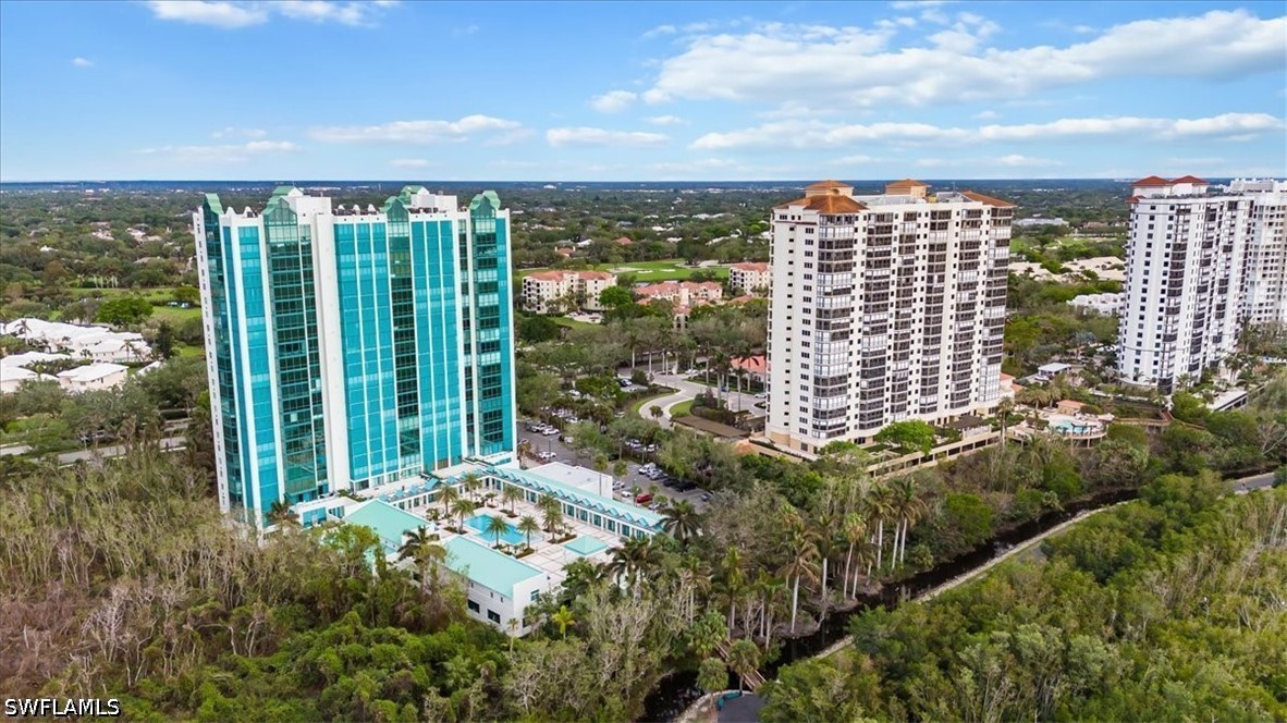 7515 Pelican Bay Unit 10d, Naples, FL 34108
