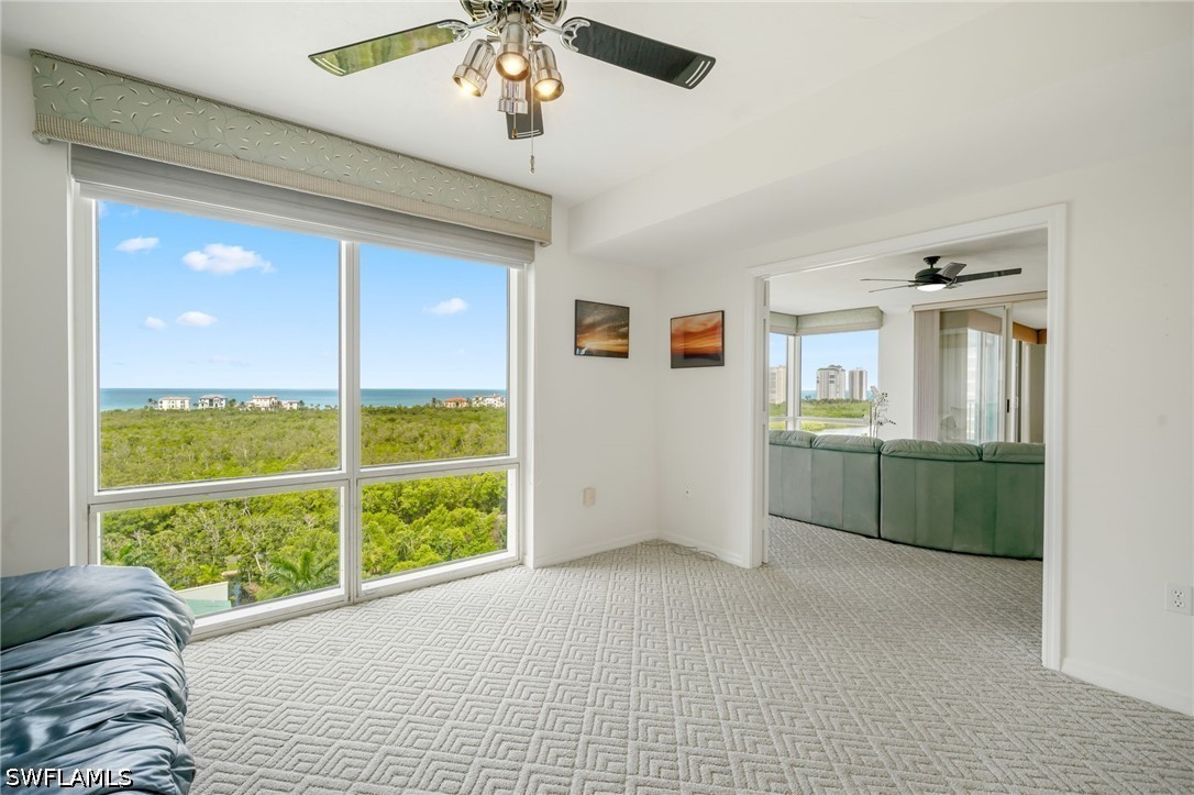 7515 Pelican Bay Unit 10d, Naples, FL 34108