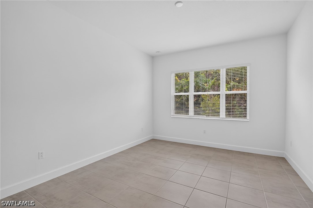 12448 Violet, Naples, FL 34120