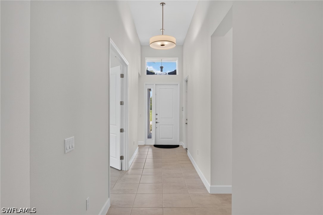 12448 Violet, Naples, FL 34120