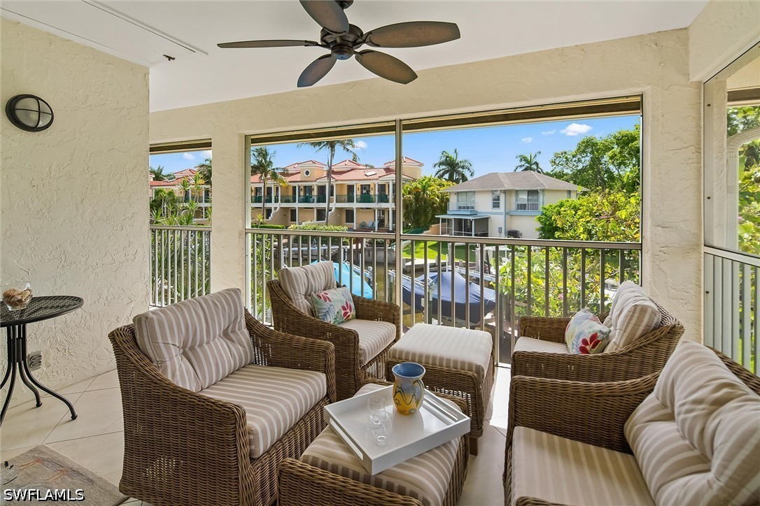 1435 Blue Point Unit 1435, Naples, FL 34102