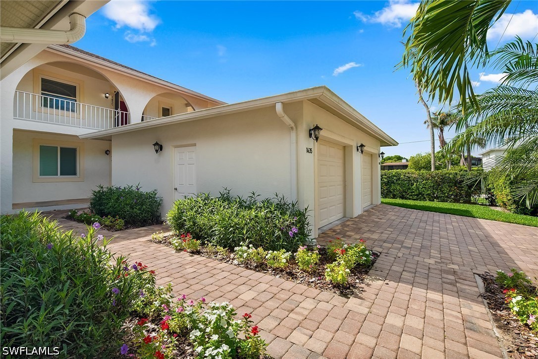 1435 Blue Point Unit 1435, Naples, FL 34102