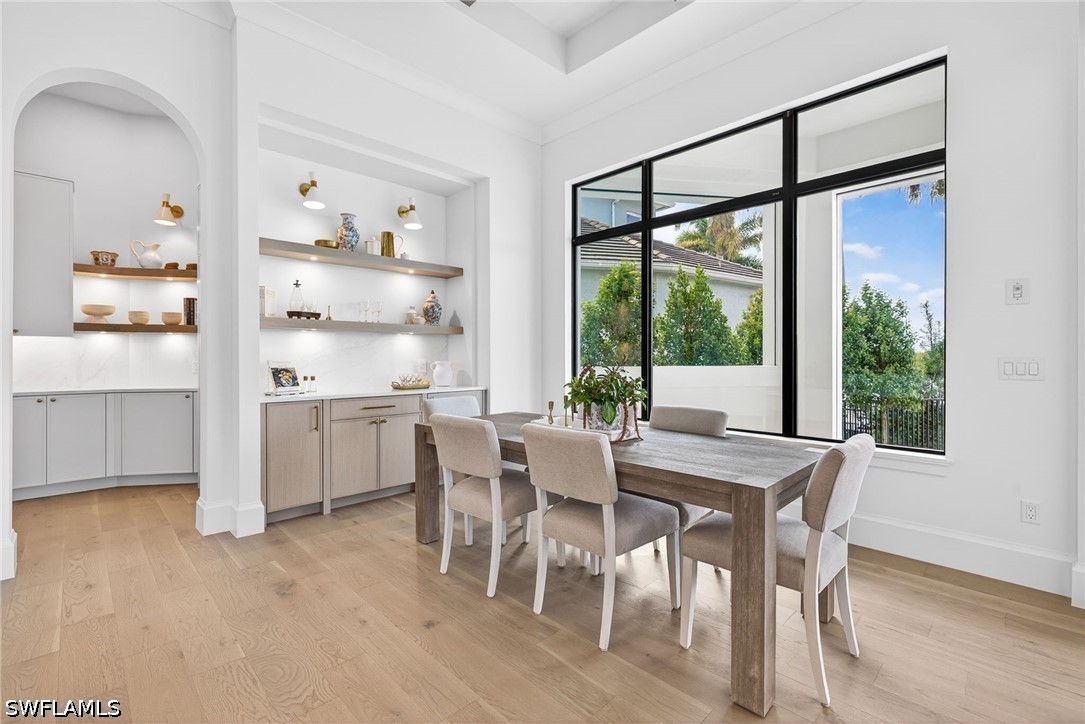 DiningArea