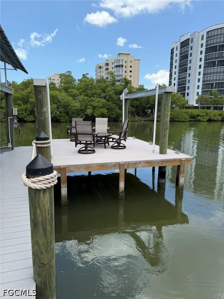 Dock