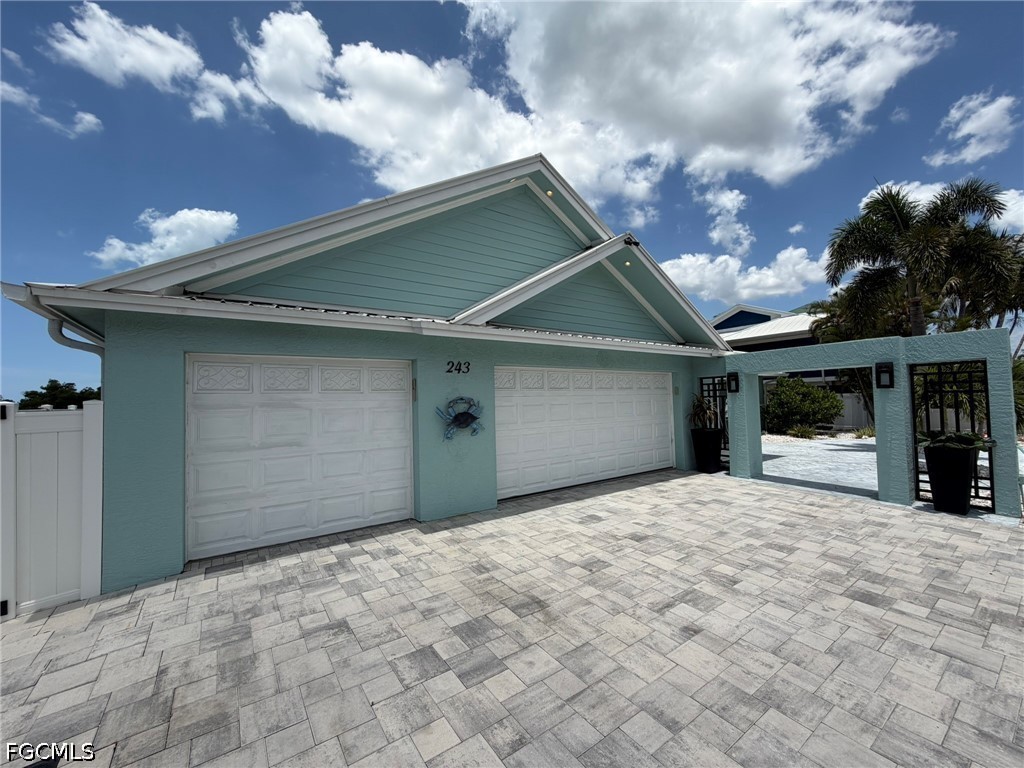 243 Estrellita, Fort Myers Beach, FL 33931