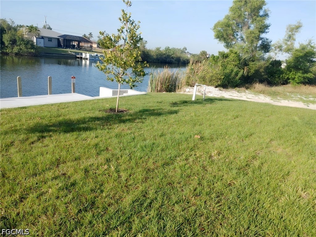 2742 10th, Cape Coral, FL 33993