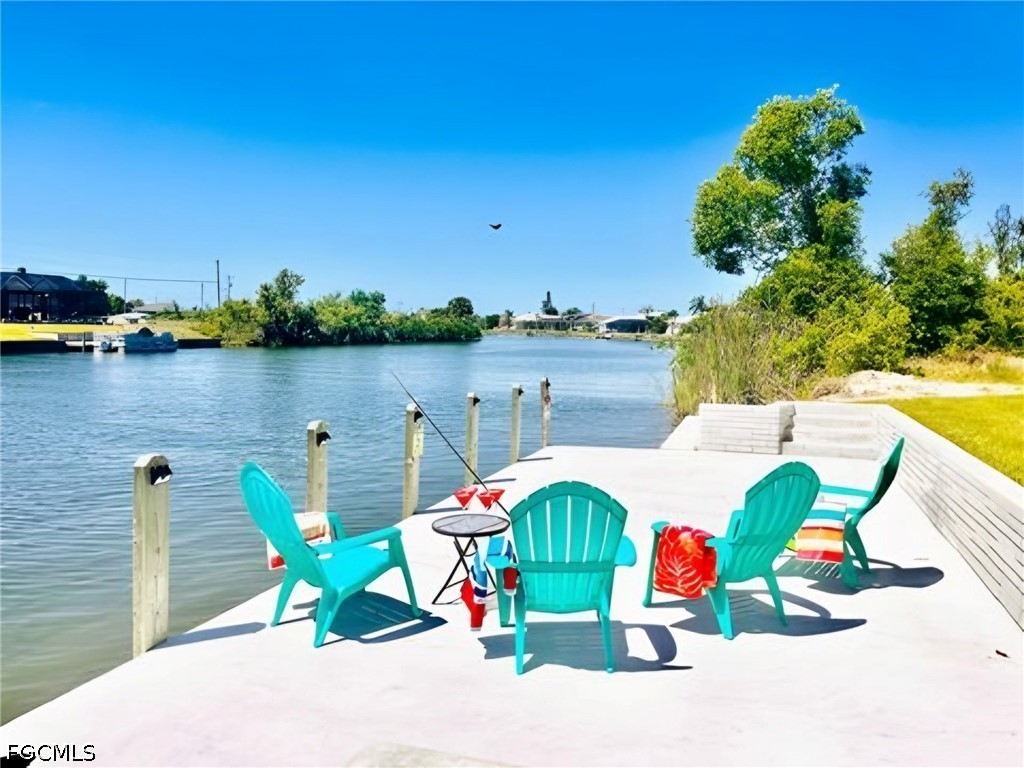 2742 10th, Cape Coral, FL 33993