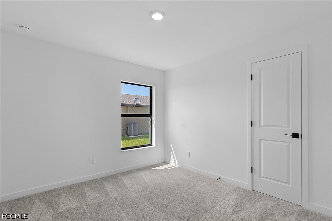 252 Lunette, Fort Myers, FL 33913