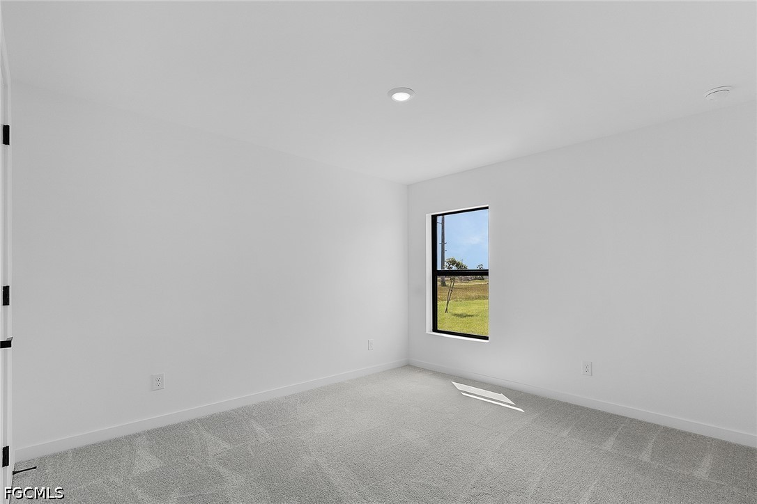 252 Lunette, Fort Myers, FL 33913