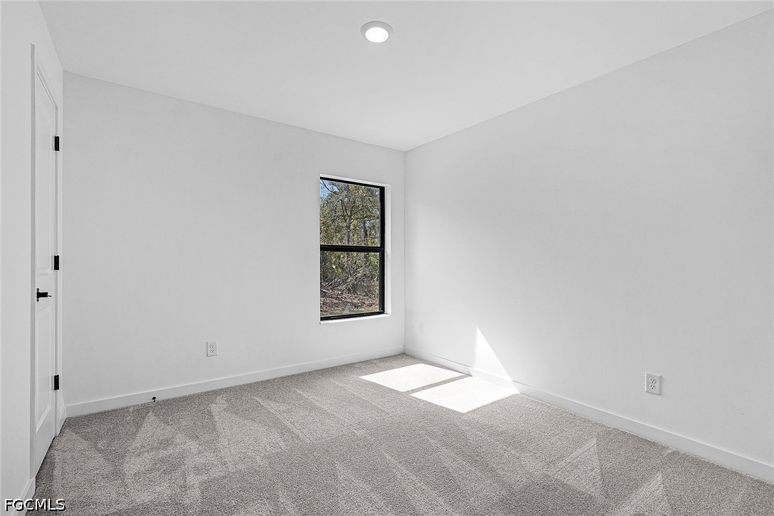 842 Gedeon, Lehigh Acres, FL 33974
