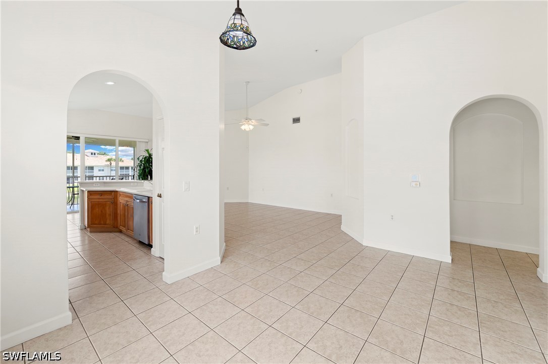 3059 Horizon Unit 1602, Naples, FL 34109