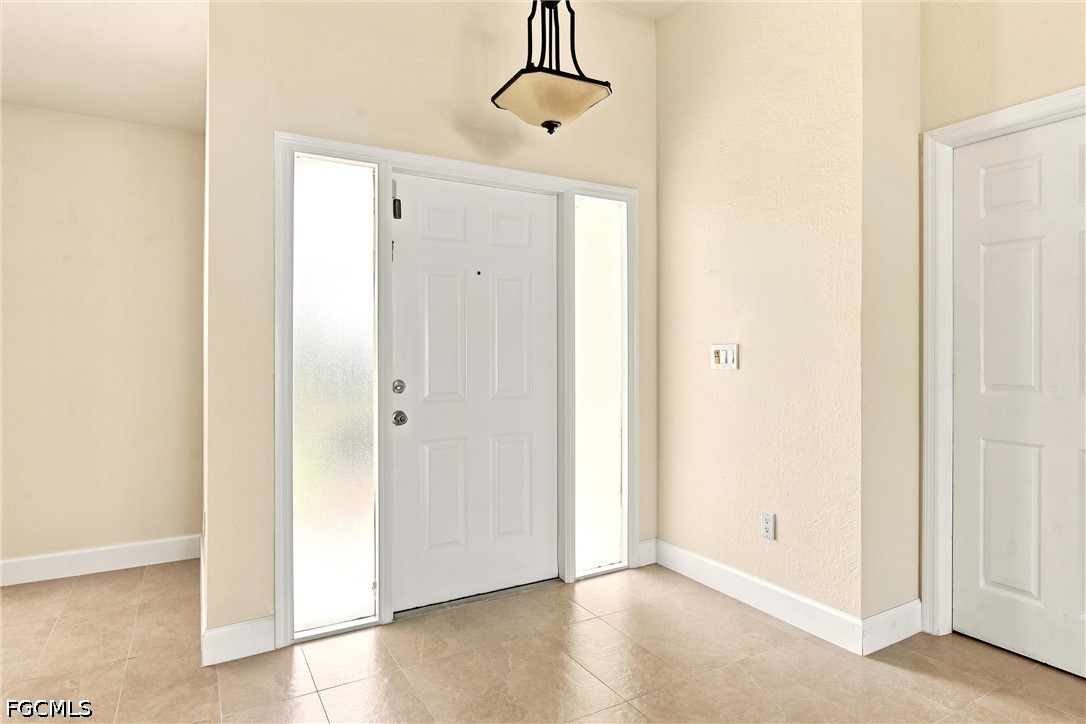 1508 5th, Cape Coral, FL 33990