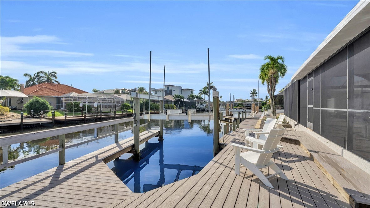Dock
