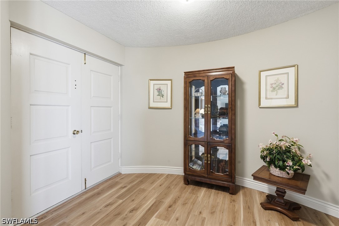 3951 Gulf Shore Unit 700, Naples, FL 34103