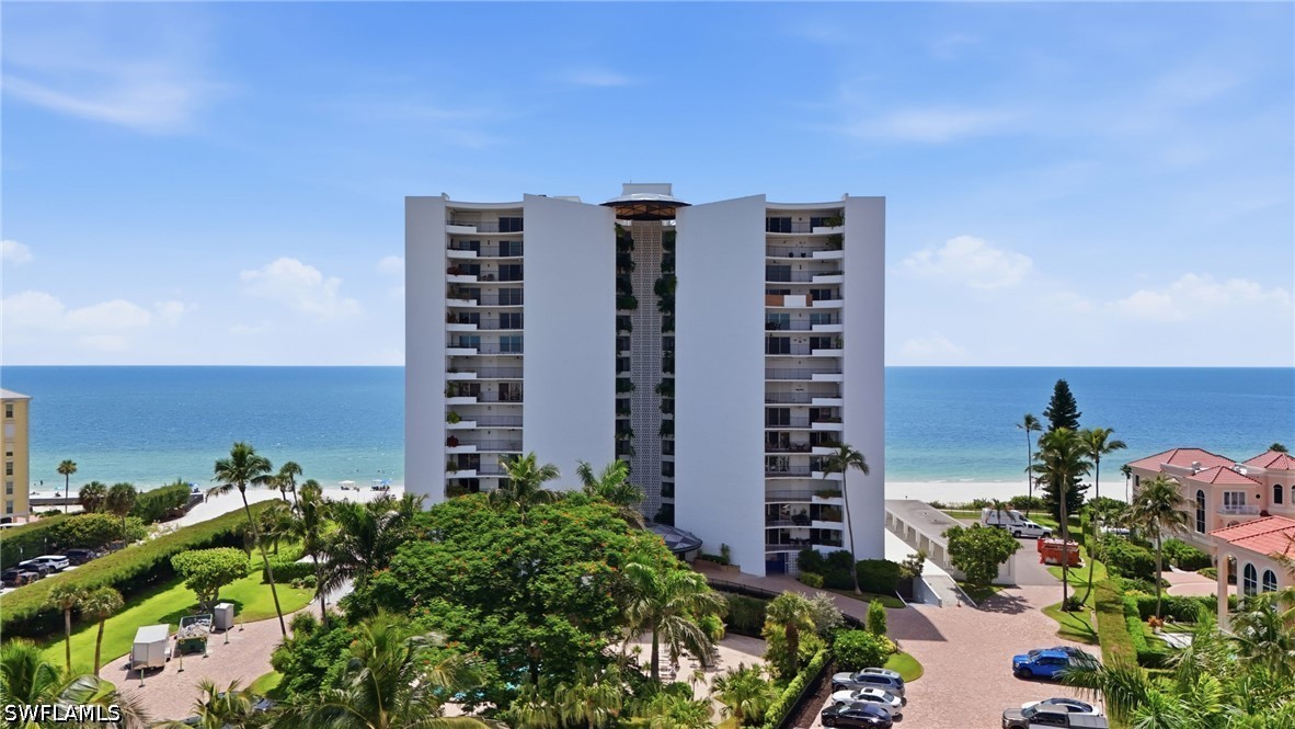 3951 Gulf Shore Unit 700, Naples, FL 34103
