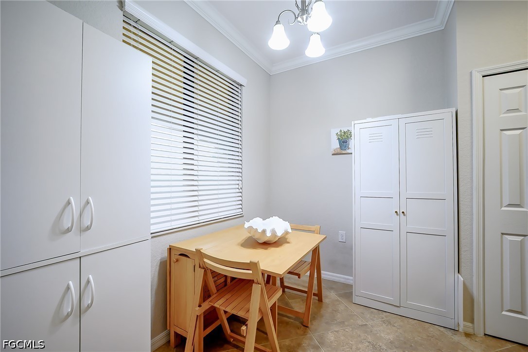 DiningArea