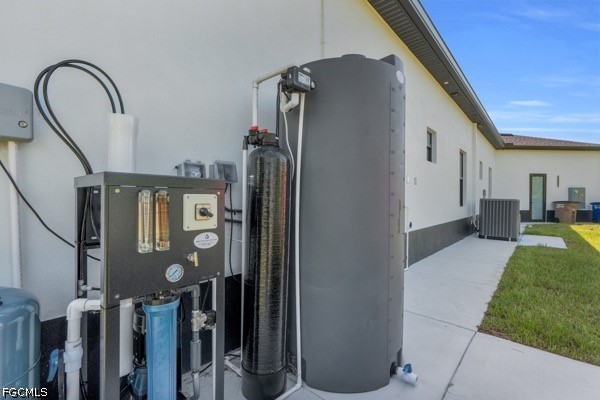 2500 2nd, Lehigh Acres, FL 33976