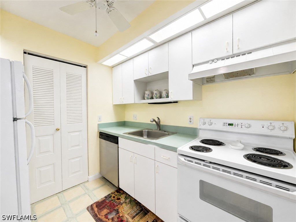 8041 Woods Unit 14, Fort Myers, FL 33919