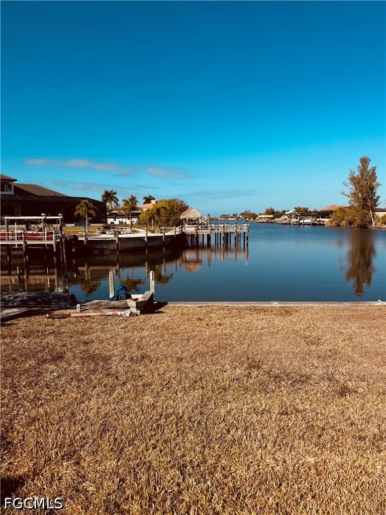 Dock