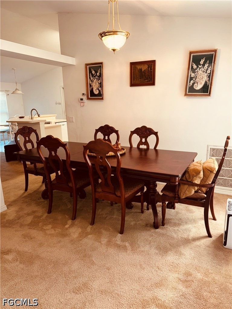 DiningArea