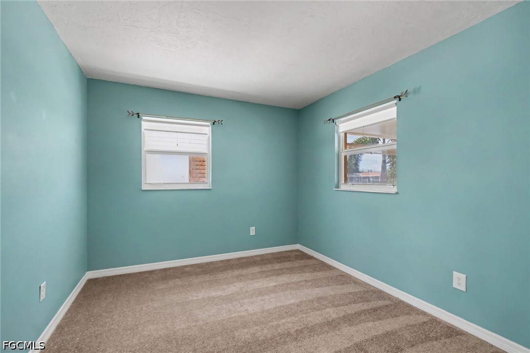 2456 Sycamore, St James City, FL 33956