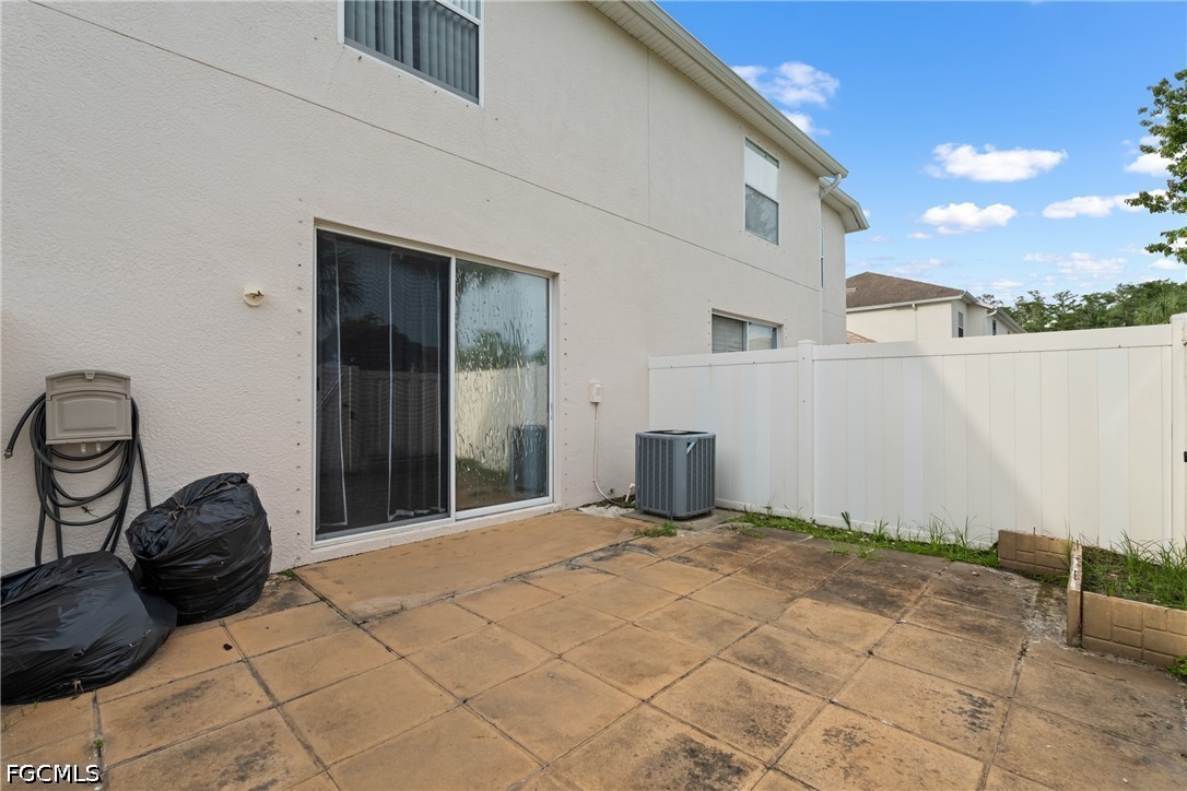 3647 Pine Oak Unit 103, Fort Myers, FL 33916