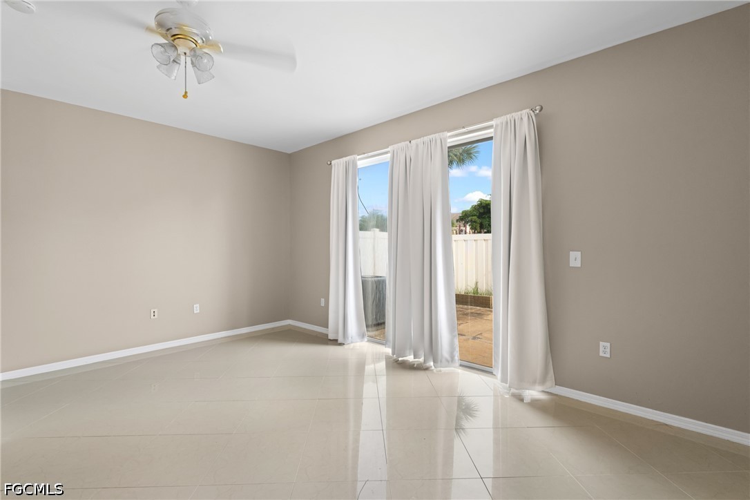 3647 Pine Oak Unit 103, Fort Myers, FL 33916