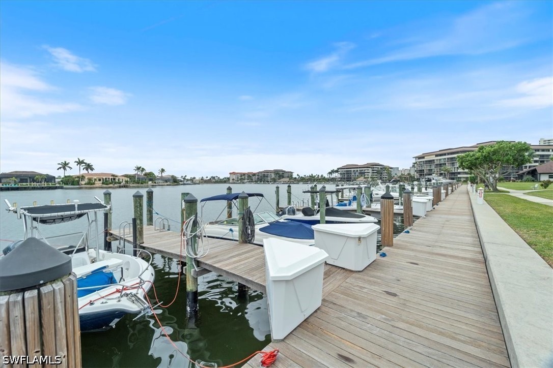 Dock