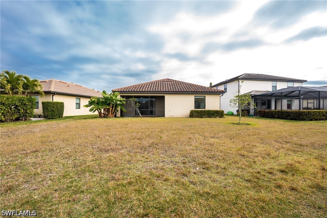 9215 Shadow Oak, Naples, FL 34120