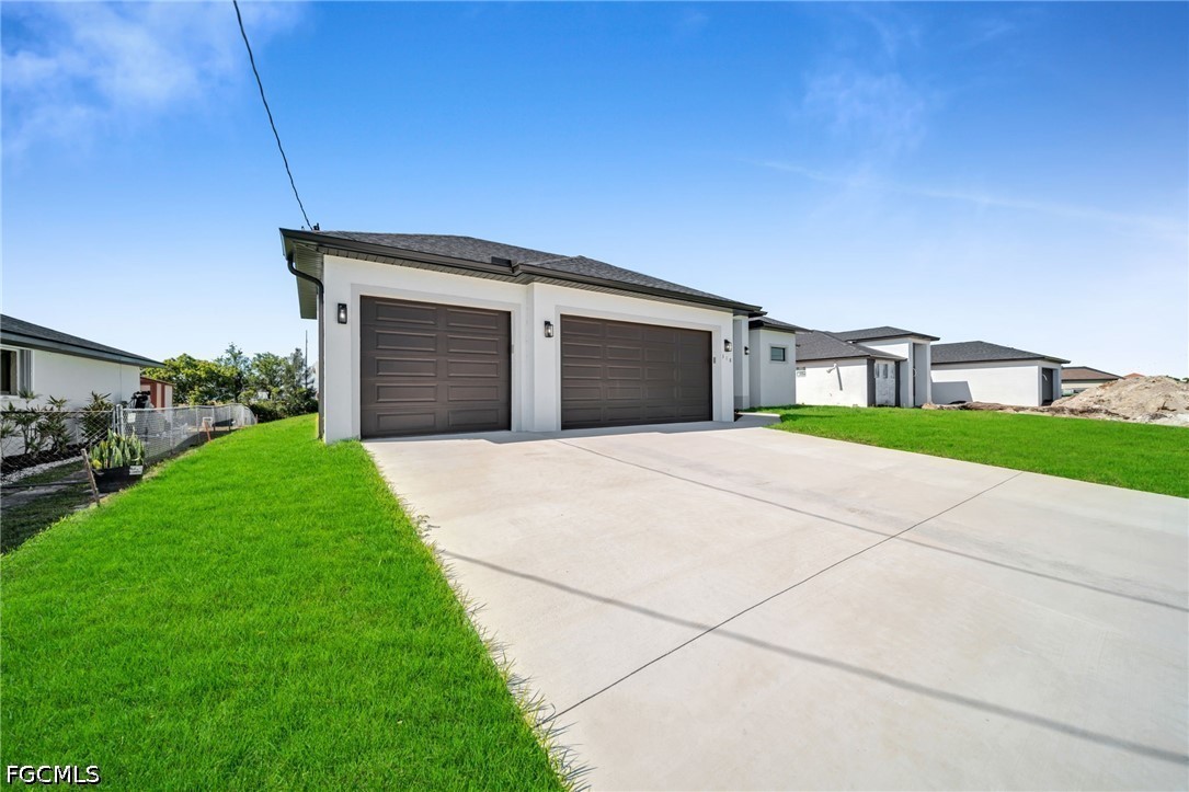 318 9th, Cape Coral, FL 33993