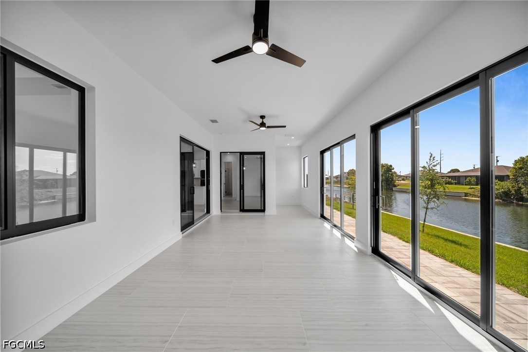 318 9th, Cape Coral, FL 33993