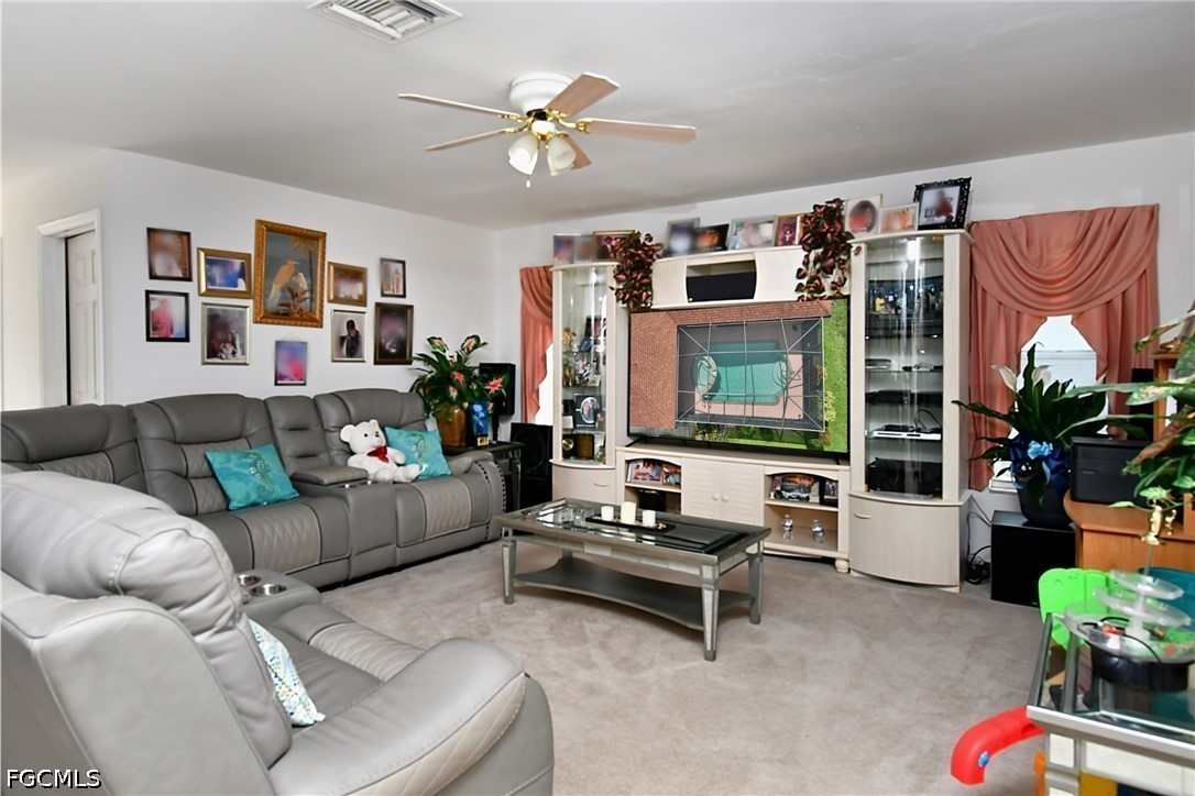 LivingRoom