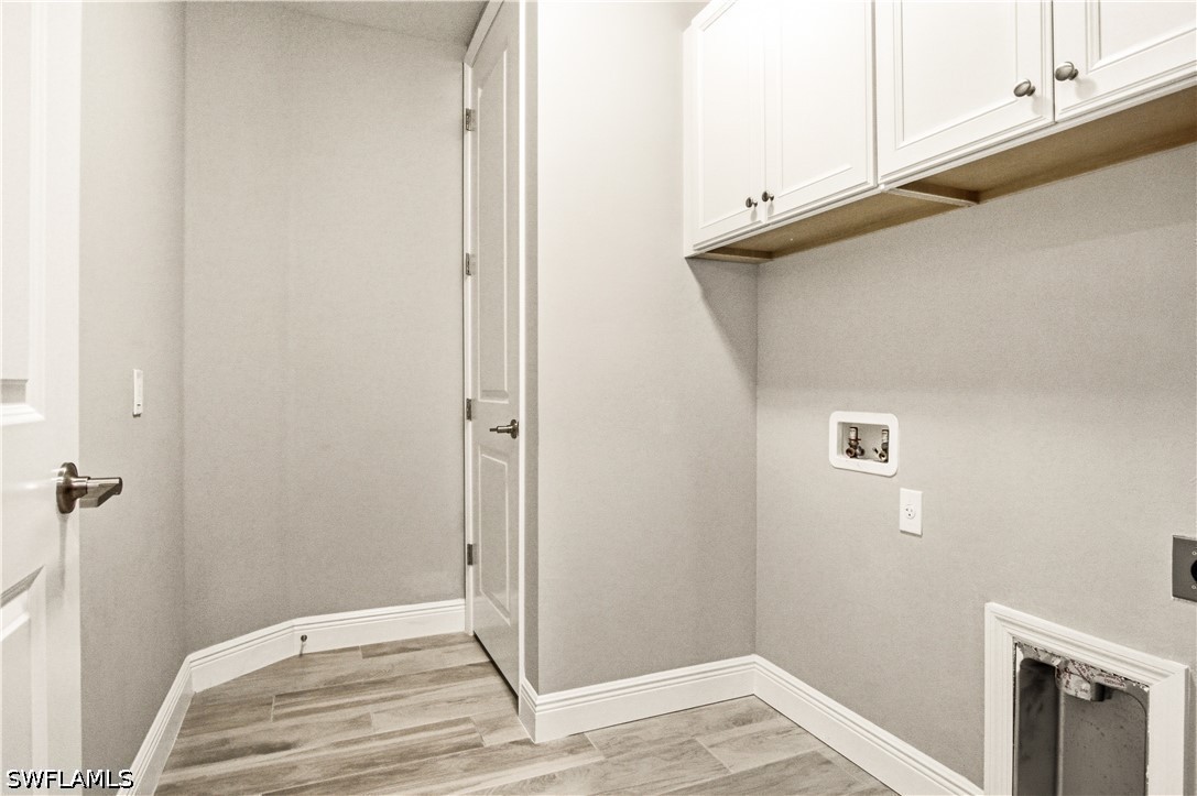 2664 Seychelles Unit 2401, Naples, FL 34112