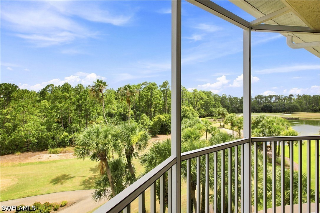 4874 Hampshire Unit 303, Naples, FL 34112