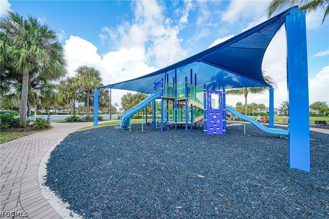 2457 Anguilla, Cape Coral, FL 33991