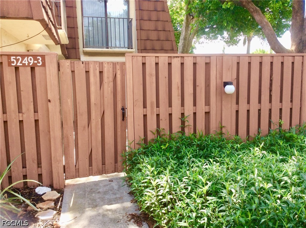 5249 Cedarbend Unit 3, Fort Myers, FL 33919