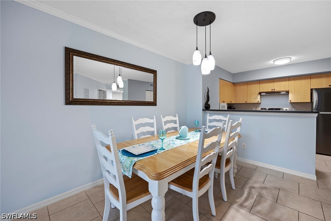 DiningArea