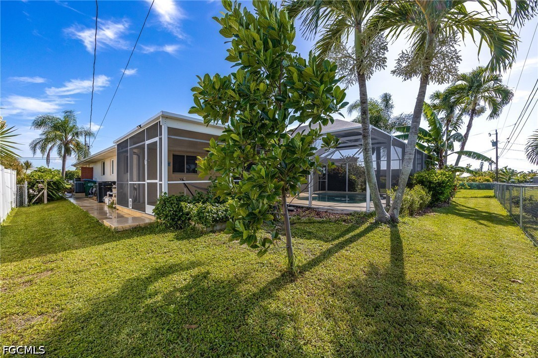 1132 32nd, Cape Coral, FL 33904