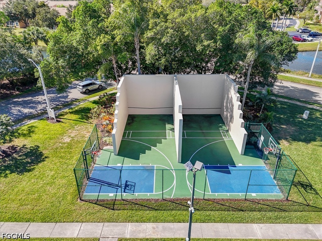 BasketballCourt