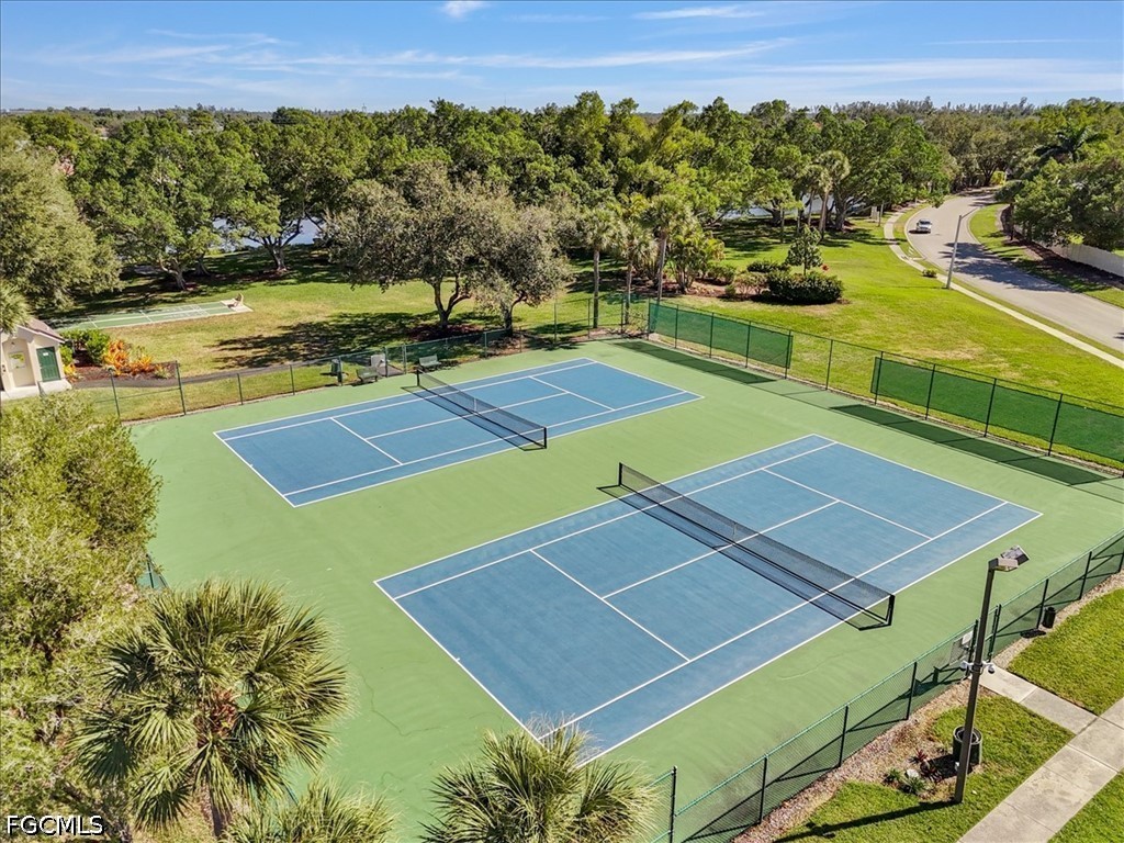 TennisCourt