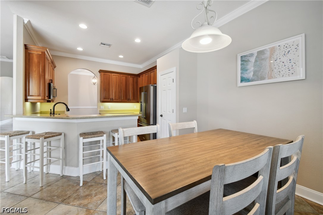 DiningArea