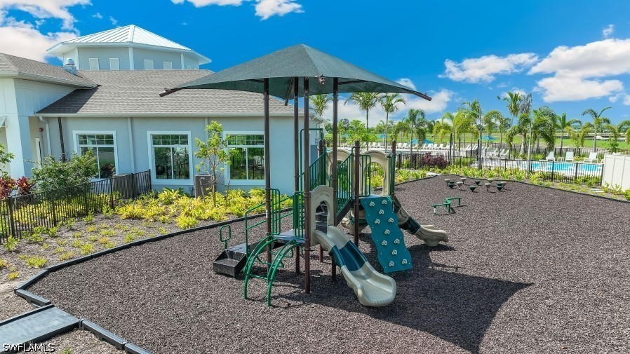 16929 Elkhorn Coral, North Fort Myers, FL 33903