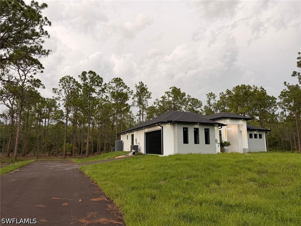4587 45th, Naples, FL 34120
