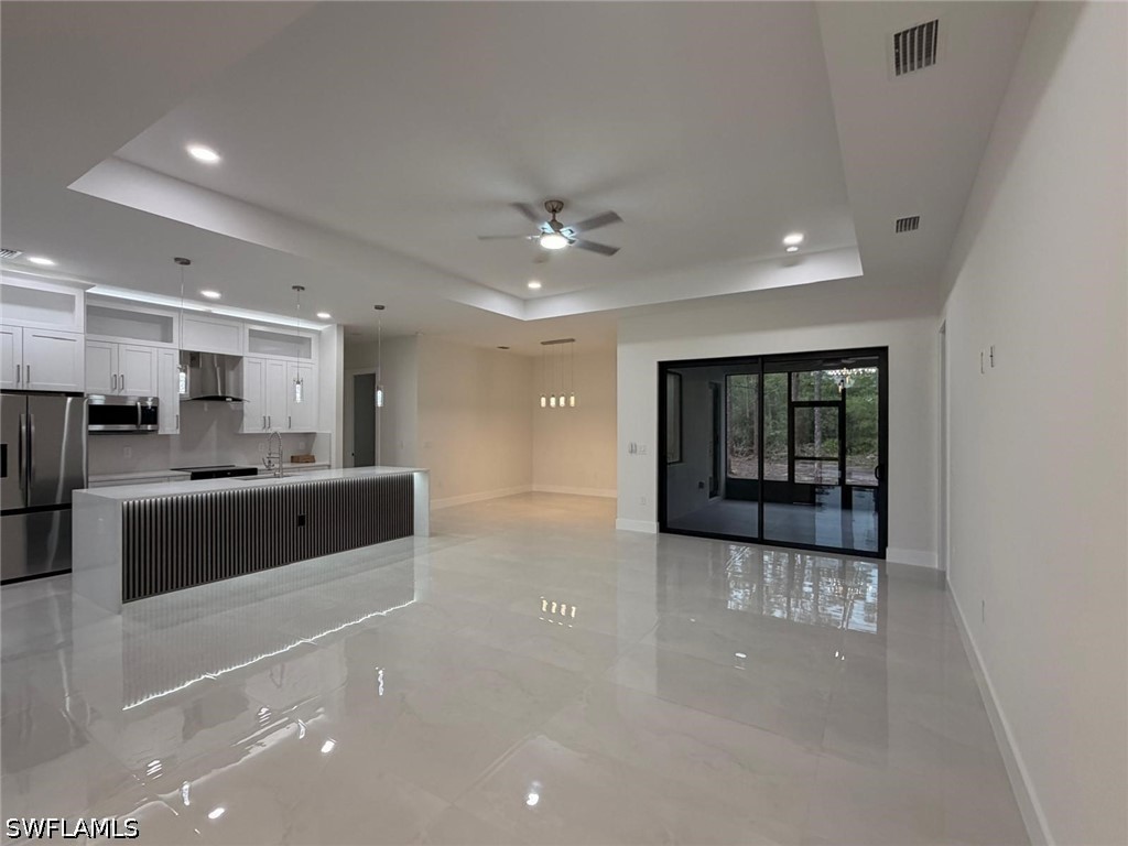 4587 45th, Naples, FL 34120