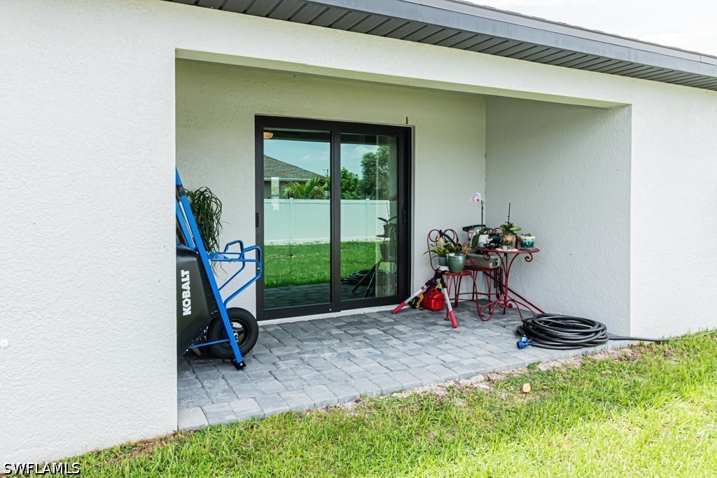 2902 6th, Cape Coral, FL 33993