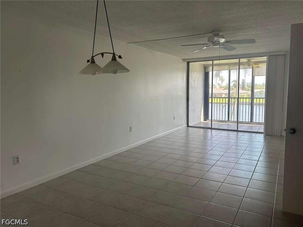 4260 20th Unit 205, Cape Coral, FL 33904