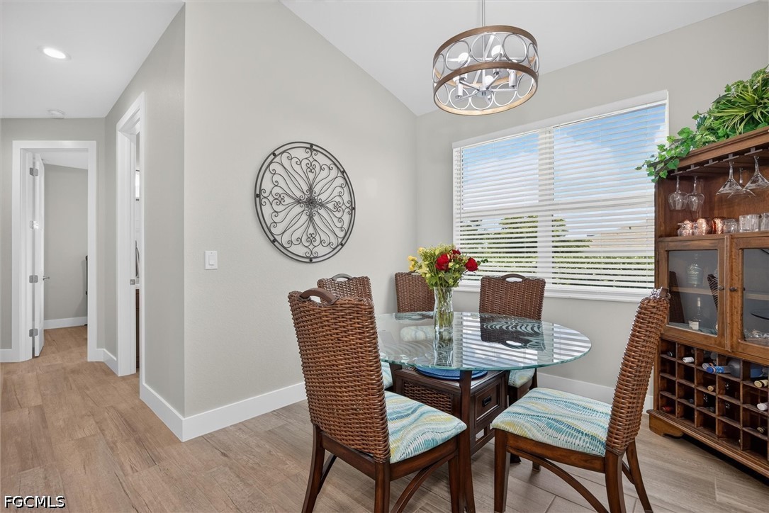 DiningArea