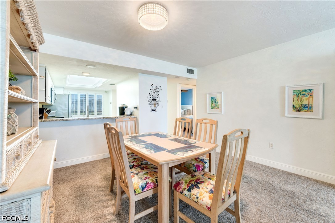 DiningArea